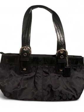 NWOT: Authentic Coach Soho Signature Pleated Tote (Style no. F13742)